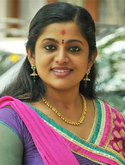 Veena Nair in Vellari Pattanam