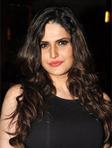 Zareen Khan in Naan Rajavaga Pogiren