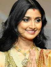 Divya Unni in Niram