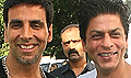 Shahrukh Khan meets Akshay on the sets of Blue - Blue