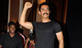 Aamir Khan unveils his item number song in Delhi Belly - Delhi Belly