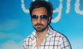 Emraan Hashmi promotes Dirty Picture at Reliance Digital - The Dirty Picture