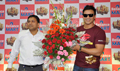 Vivek Oberoi Promotes 'Kismet Love Paisa Dilli' At Reliance Mart - Kismat Love Paisa Dilli Event Photos