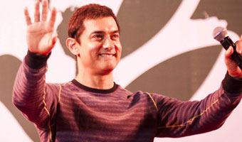 Aamir supports fight against alcoholism among women
