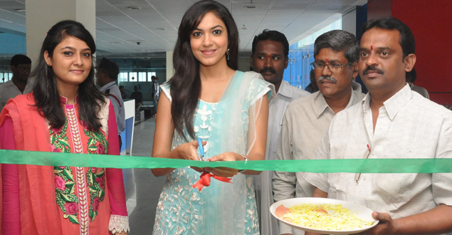 Pochampally Ikat Art Mela In City Inaugurated By Ritu Varma