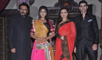 Rani unveils poster of Bhansalis debut TV show