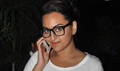 Sonakshi Sinha Snapped As She Arrives From Lootera Delhi Promotions At Mumbai - Lootera Event Photos