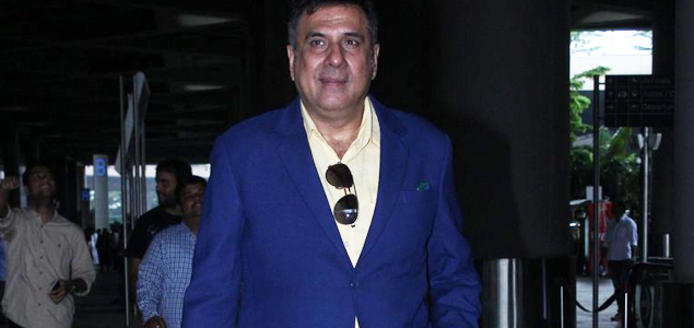 Boman Irani snapped at the airport