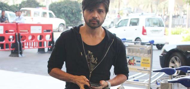 Himesh Reshammiya snapped at domestic airport