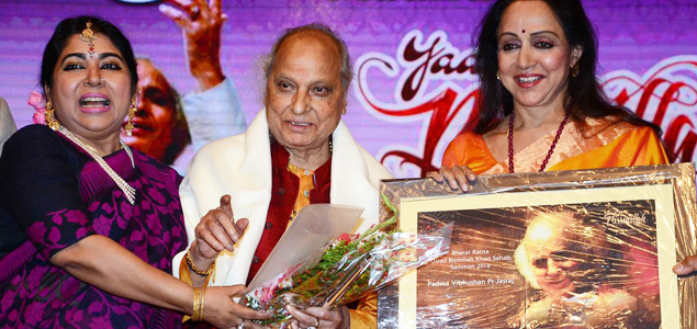 Hema Malini graces the Yaad-e-Bismillah concert