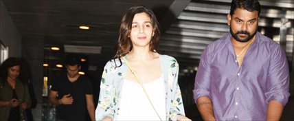 Alia Bhatt snapped post dinner with friends at Hakassan