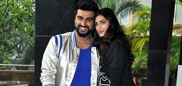 Arjun Kapoor and Athiya Shetty snapped at 'Mubarakan' promotions