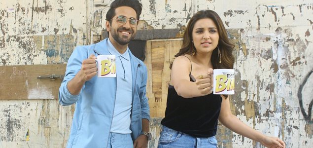 Ayushmann Khuranna and Parineeti Chopra snapped promoting their film 'Meri Pyaari Bindu'