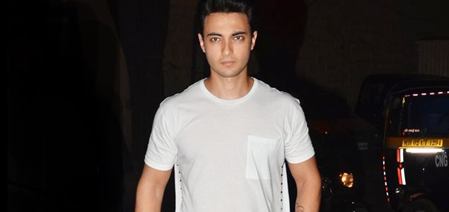 Ayush Sharma and Arpita Khan snapped in Bandra