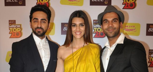 Ayushmann Khurrana, Kriti Sanon & Rajkummar Rao promote Bareilly Ki Barfi at Radio Mirchi