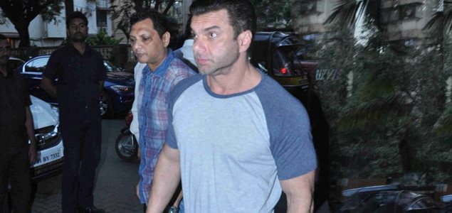 Celebs grace Abis Rizvi's prayer meet