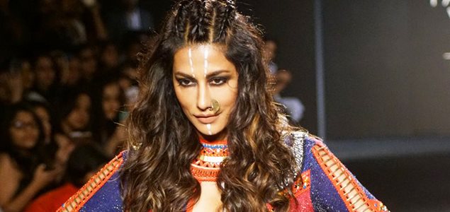 Chitrangada Singh walks the ramp for Neha Agarwal at Lakme Fashion Week 2017