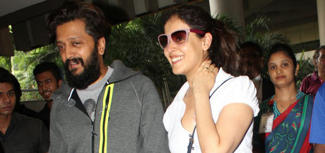 Genelia drops in to recieve hubby Ritiesh Deshmukh at the airport
