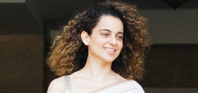 Kangna Ranaut snapped post Navratro pooja at her stylist friend Ami Patel house