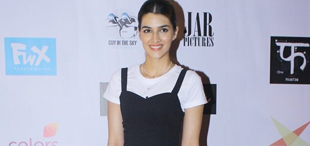 Kriti Sanon grace the 'Khidkiyan' movie festival