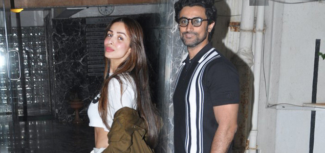 Malaika Arora Khan and Kunal Kapoor snapped at Vikram Phadni's house