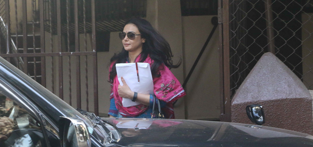 Preity Zinta snapped post dubbing in Bandra