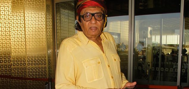 Ranjeet snapped at the airport