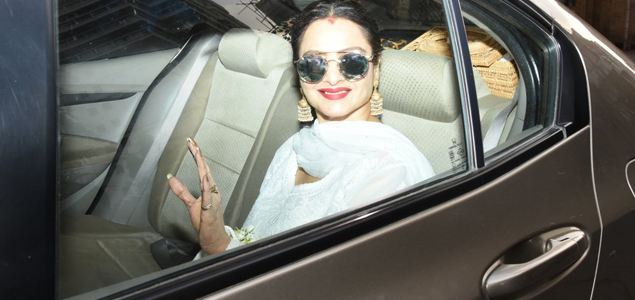 Rekha Visits Karan Johar house to see the babies