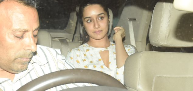 Shraddha Kapoor snapped post visit at Raveena Tandon house