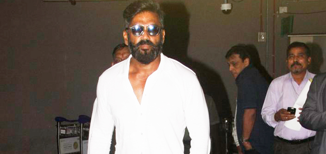 Suniel Shetty snapped at the airport