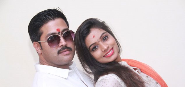 Aama Naan Porikkithan Pooja