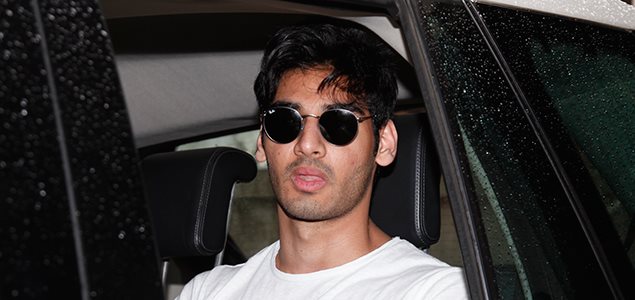 Ahan Shetty snapped with girlfriend Tania Shroff and her friends in Bandra