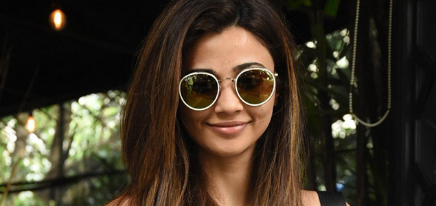 Daisy Shah snapped at The Korner House