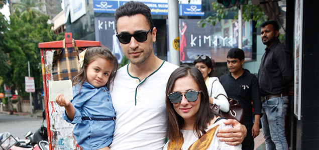 Imran Khan snapped with his lovely family post their lunch at Bastian