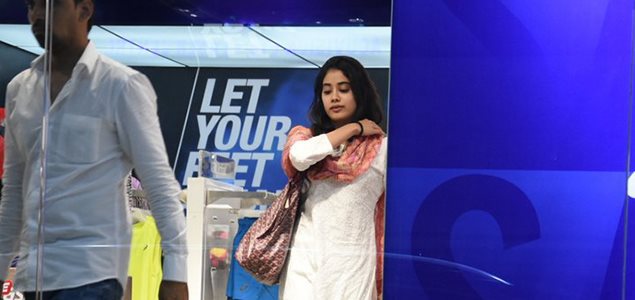 Jahnavi Kapoor snapped shopping in Bandra