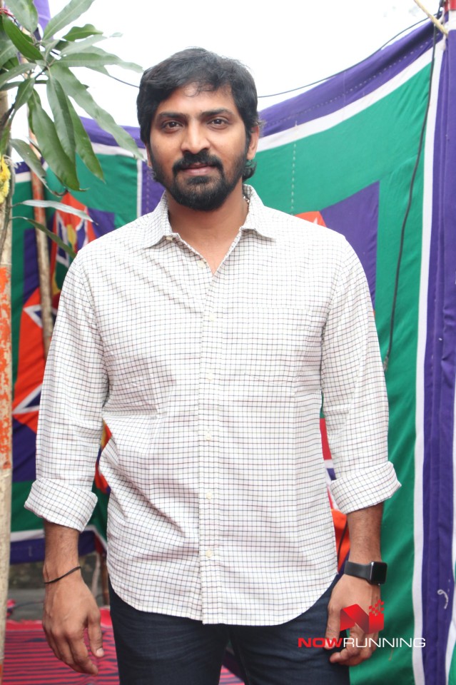 Checkout Vaibhav Reddy Gallery