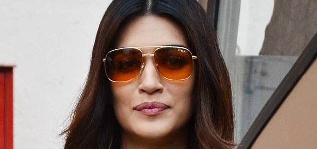 Kriti Sanon and Ayushmann Khurrana snapped at Bareilly Ki Barfi promotion