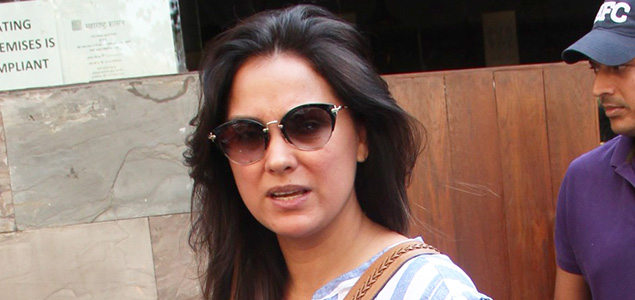 Lara Dutta dines with family at Indigo Delicatessen in Bandra