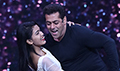 Salman Khan and Katrina Kaif graced the set of Super Dancer Chapter 2 - Tiger Zinda Hai Event Photos