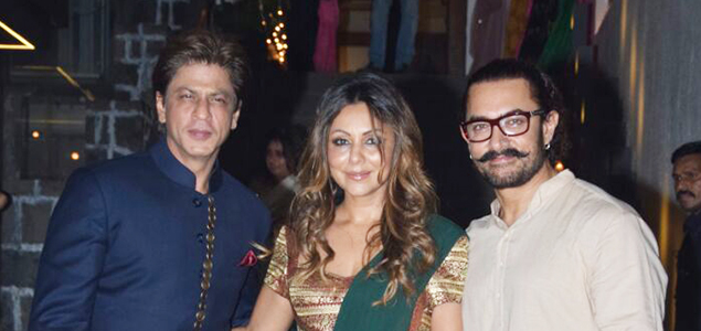 Shah Rukh Khan & Gauri Khan at Aamir Khan diwali party