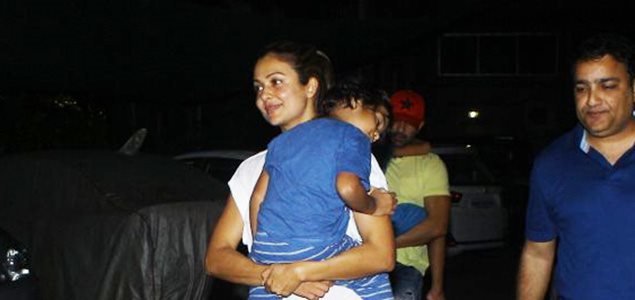 Salman Khan, Iulia Vantur and the Khan family at Sohail Khan's son's birthday bash