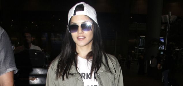 Sonam Kapoor and Sunny Leone snapped at the airport