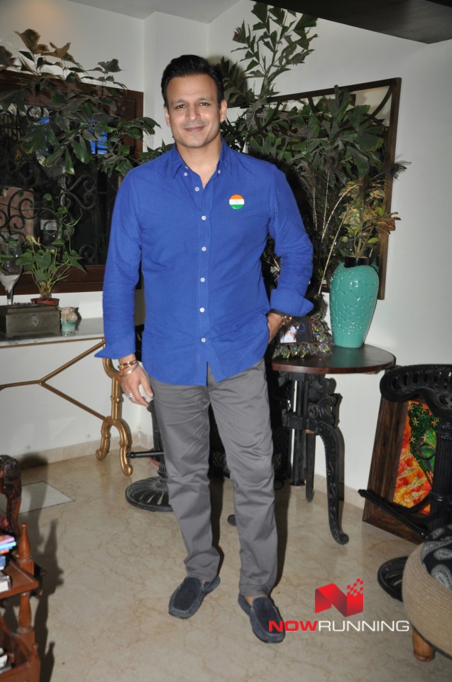 Checkout Vivek Oberoi Gallery