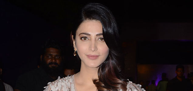 Shruti Haasan at Zee Apsara Awards 2018