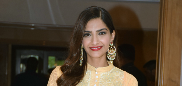 Sonam Kapoor Ahuja promote Veere Di Wedding at Sun n Sand in Juhu
