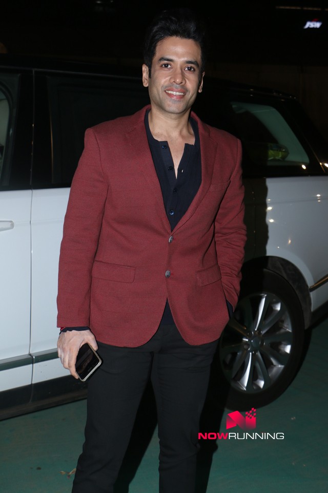 Checkout Tusshar Kapoor Gallery