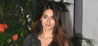 Ileana D'Cruz snapped at bandra