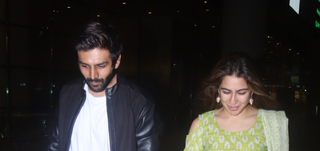 Sara Ali Khan and Kartik Aaryan snapped at the airport