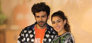 Kartik Aaryan and Sara Ali Khan grace the trailer launch of their film Love Aaj Kal