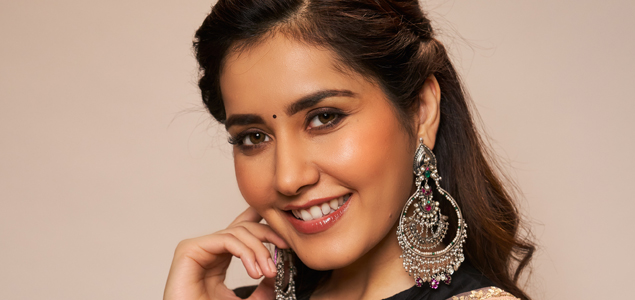 Raashi Khanna Latest Stills
